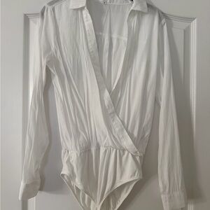 Superdown Classic White Blouse